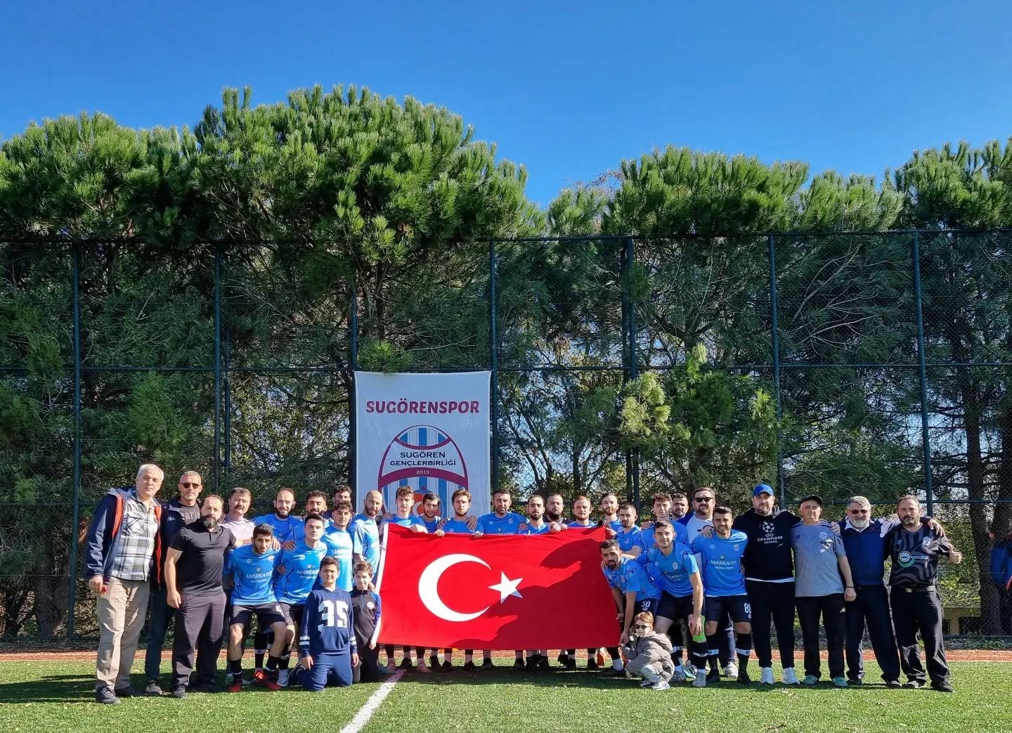Sugören Kürşat Özpolat stadı bugün yine tarihi anlara sahne oldu
